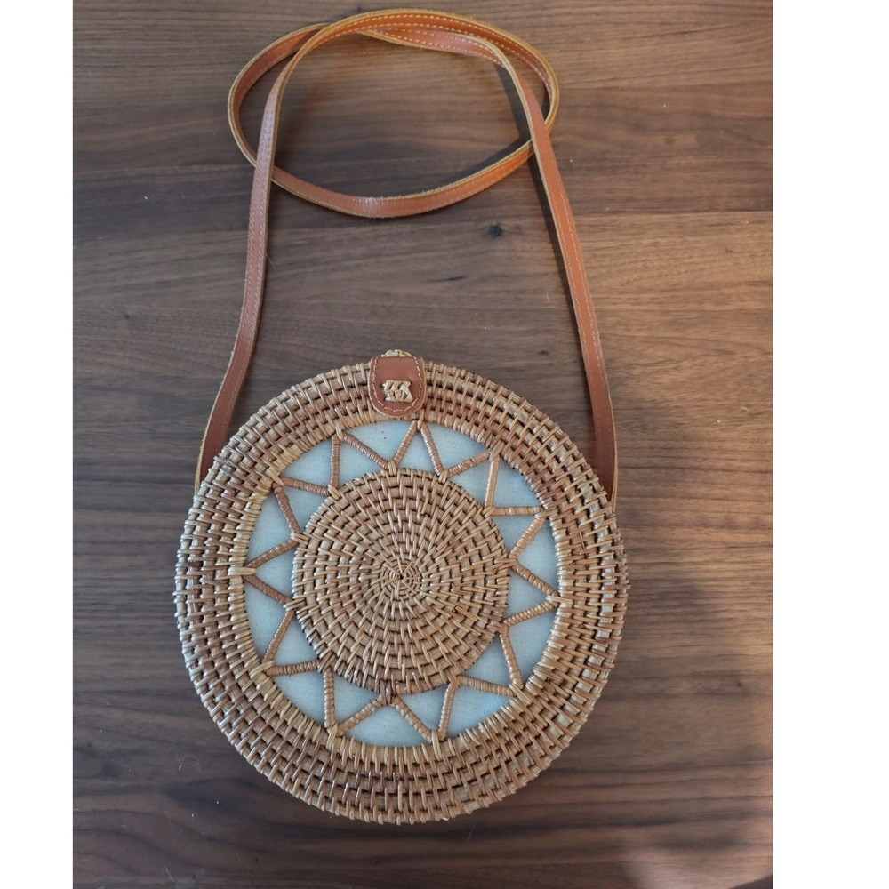 Handmade Round Rattan Crossbody Bag Woven Straw Starburst Circle Purse Tan